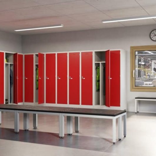 Clean and Dirty Lockers